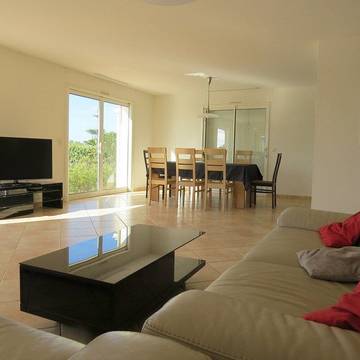 Location De Vacances pour 8 Personnes dans Saint-Laurent-de-la-Salanque, Région de Perpignan, Photo 2