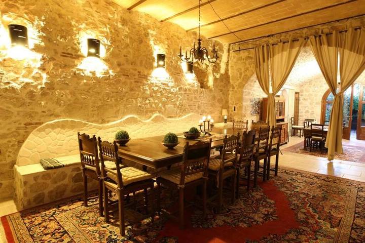 Casa vacanza per 15 persone, con Balcone e Terrazza nonché Giardino e Piscina per bambini in Parco nazionale d’Abruzzo
