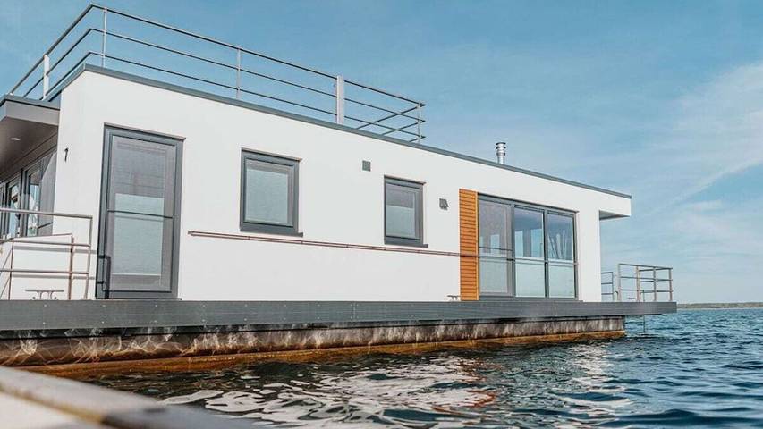 Boot für 6 Personen, mit Terrasse in der Lausitz