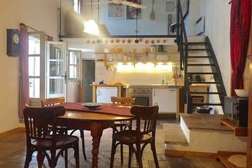 Gîte pour 4 personnes, avec terrasse dans Place aux Herbes