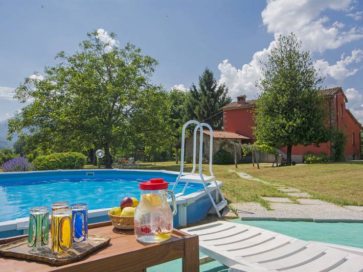 Casa vacanza per 9 persone, con giardino e terrazza, con animali domestici - 1