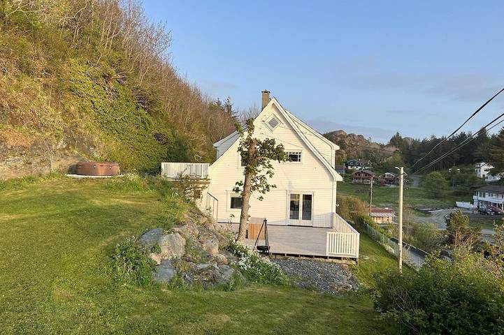 Casa vacanza per 18 persone, con idromassaggio e terrazza nonché giardino - 1