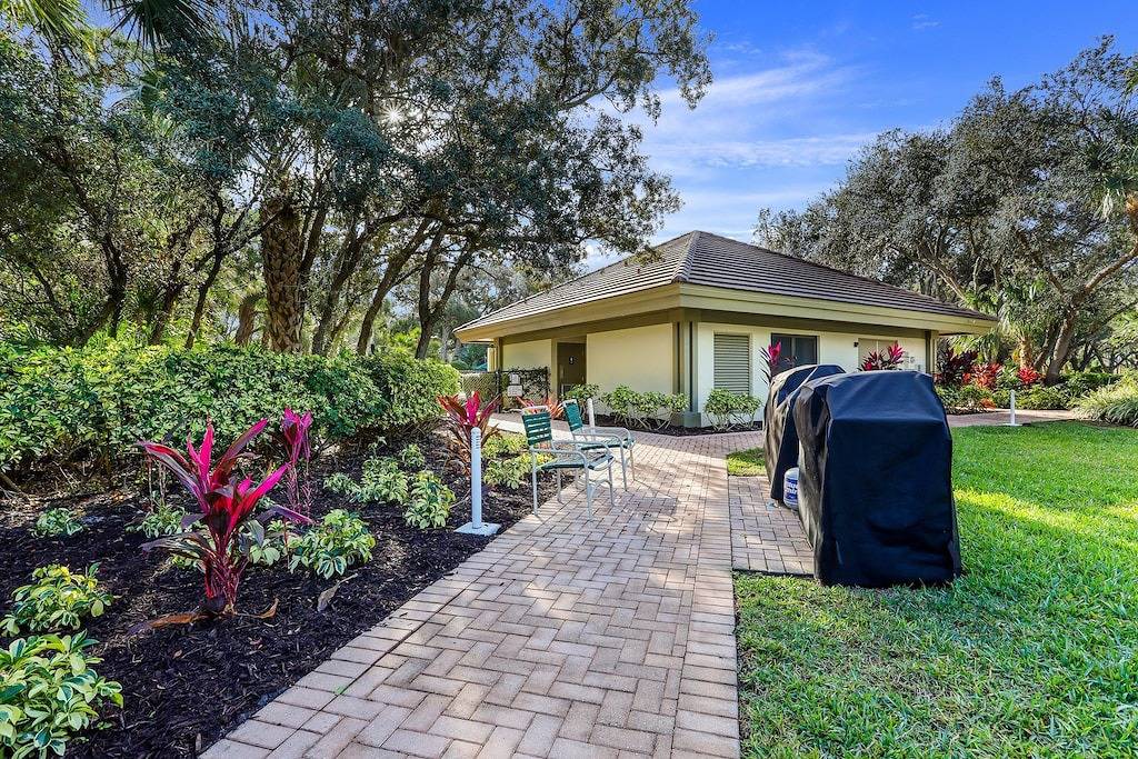 Ganze Wohnung, Wild Pines, Bonita Bay, Great 1st floor Corner Unit, Bldg A, Close to Amenities in Bonita Bay, Bonita Springs