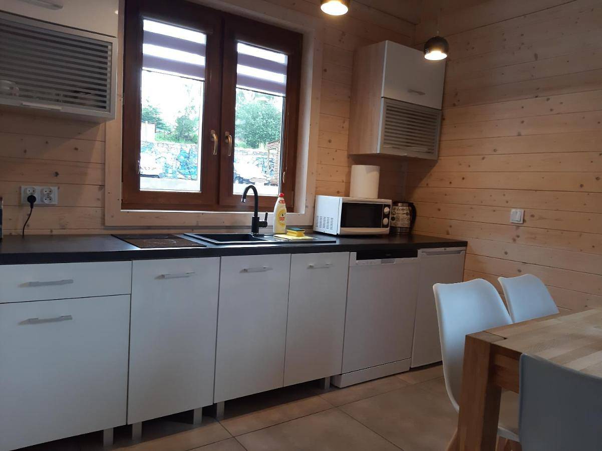 Domek przy wyciagu na Szrenicę in Szklarska Poręba, Sudety (Polska)