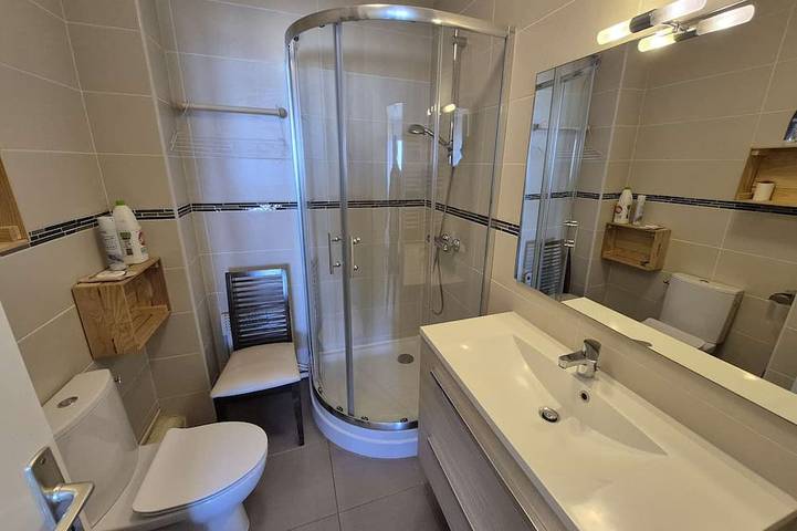 Appartement entier, Charmant T2 à Berck-sur-Mer avec balcon face à la mer in Berck Plage, Berck