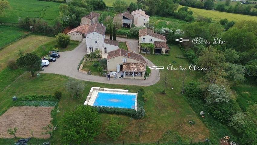 Location de vacances pour 4 personnes, avec jardin ainsi que vue et piscine à Fauch - 3