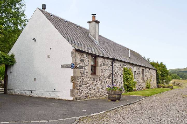 Log cabin for 4 people, with garden in County Donegal