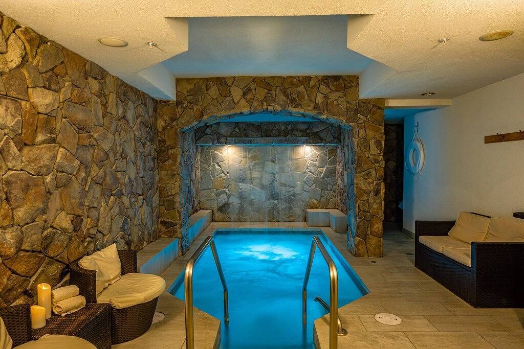 Ganze Wohnung, *Free Ski Rental* Ski-In / Ski-Out Westgate Resort, Freshly Updated, Free Ski Valet & Resort Shuttle in Uinta Wasatch Cache National Forest