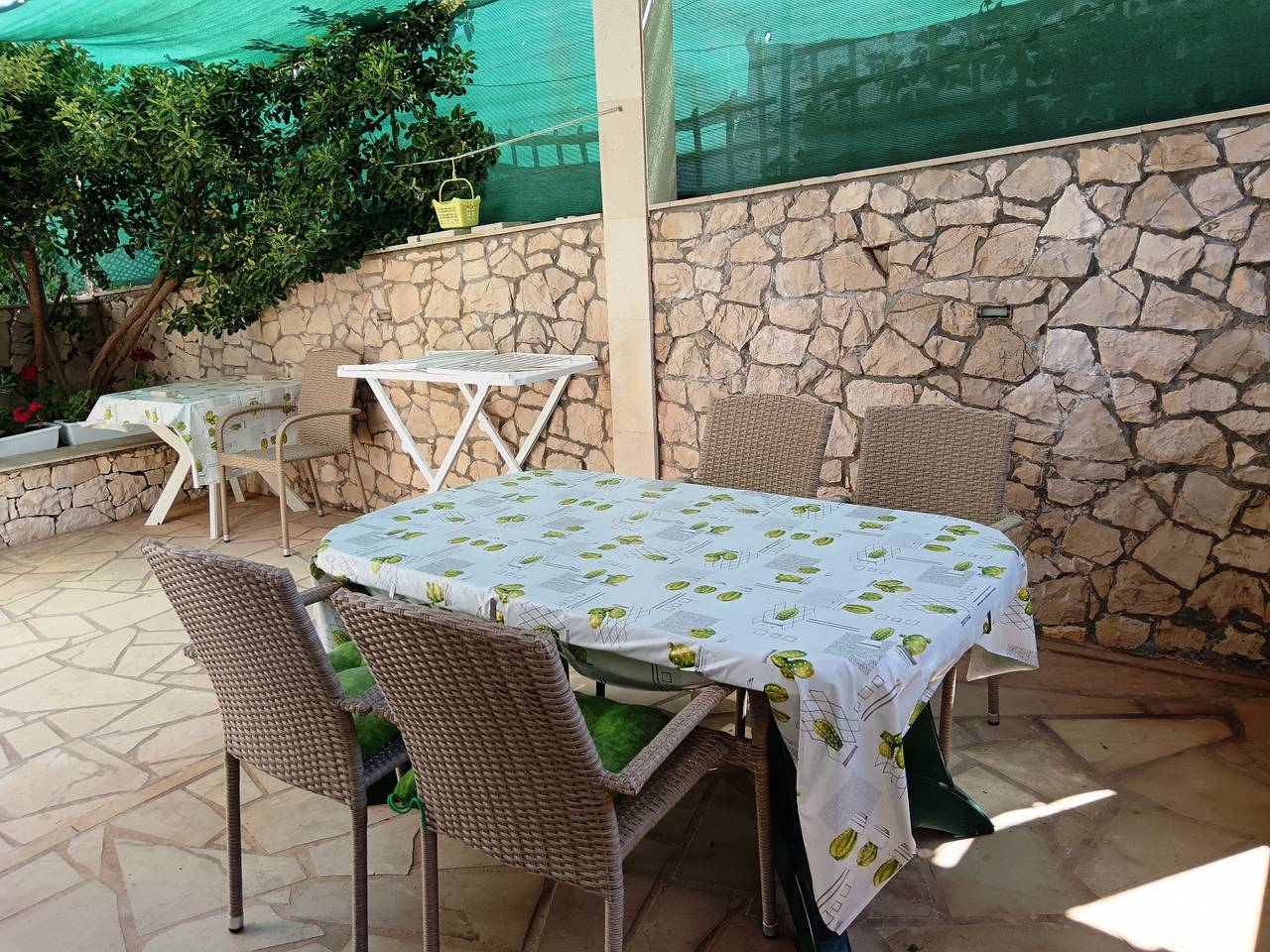 Ganze Wohnung, Ferienwohnung in Povlja mit Terrasse, Klimaanlage, W-Lan (4991-1) in Povlja, Brac