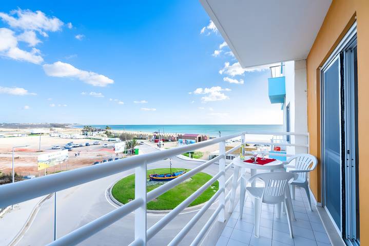 Gîte pour 4 personnes, avec Balcon dans Armação de Pêra (costa), Armação de Pera