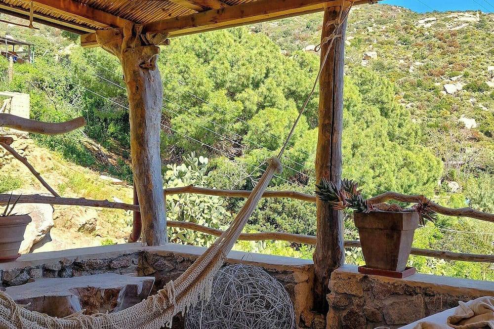 Vintage-Haus mit Terrasse auf der Insel Elba in Spiaggia di Seccheto (Campo nell'Elba), Campo nell'Elba
