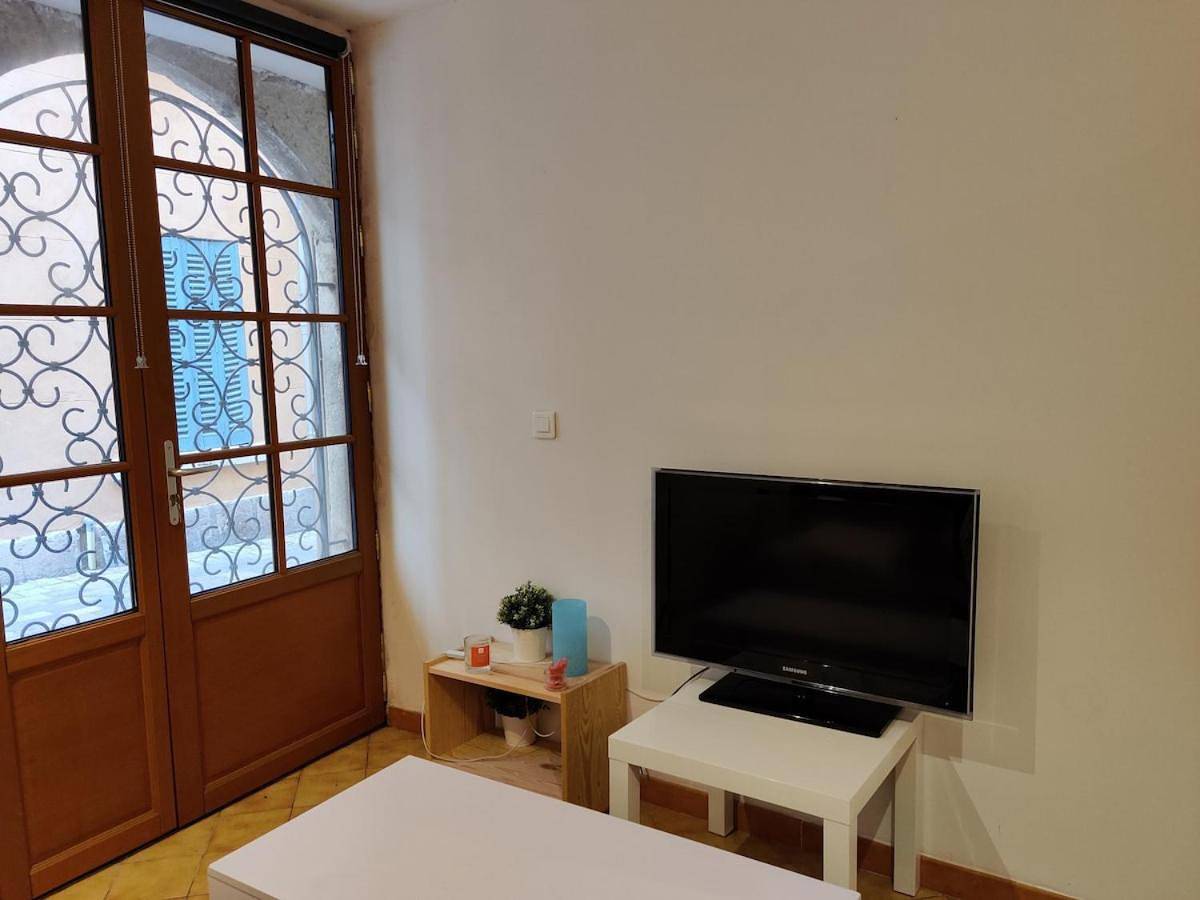 Appartement entier, One-Bedroom Apartment in La Valette-du-Var, Côte méditerranéenne (France)
