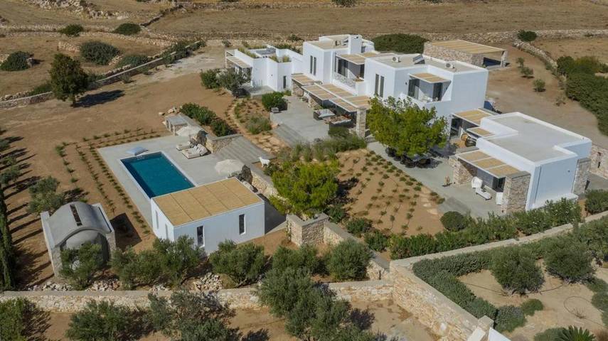 Hôtel pour 2 personnes, avec vue et piscine ainsi que jardin et sauna, animaux acceptés dans Poros