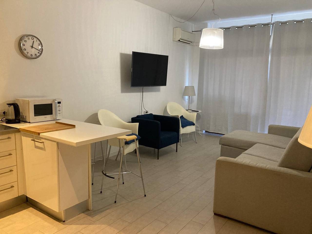 Hel leilighet, Holiday Apartment 'La Casa nel parco' close to the Beach with Terrace in Viareggio, Maremma Kysten