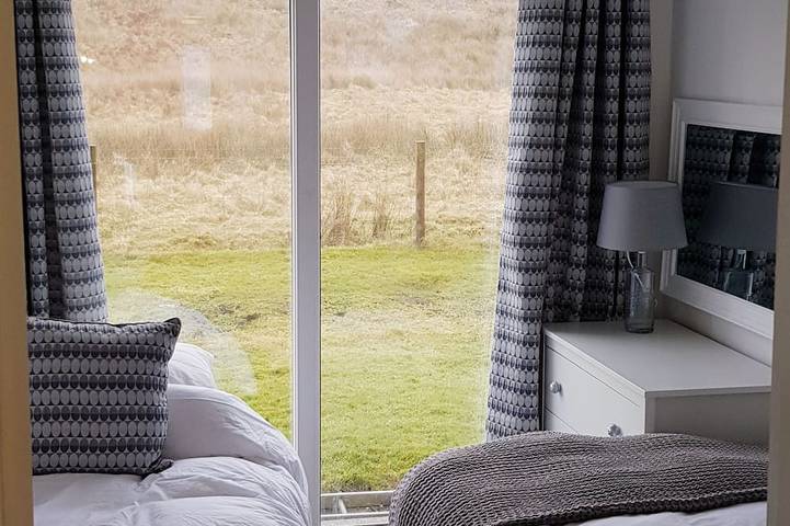 Schöner moderner Bungalow für 10 Personen in Bruichladdich mit atemberaubender Aussicht in Argyll & Bute