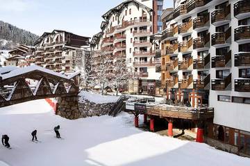 Gîte pour 5 personnes, avec vue et balcon dans La Tania