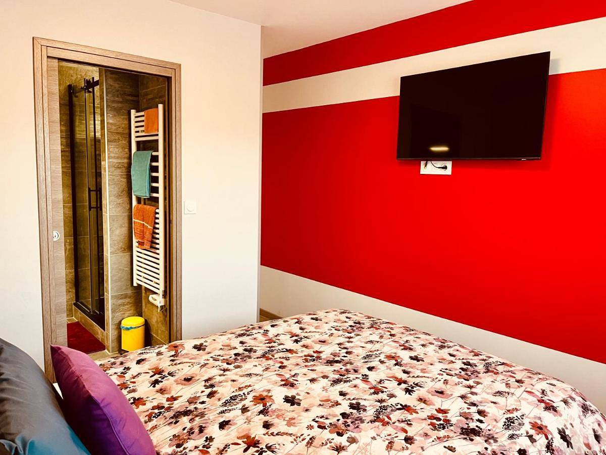 Appartement de vacances entier, Deluxe Double Room with Shower in Carbonne, Haute-Garonne