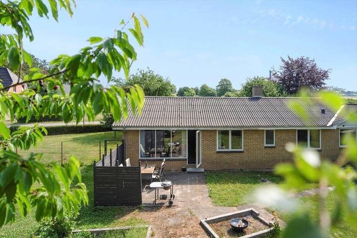Ferienhaus für 4 Personen, mit Terrasse und Garten auf Samsø