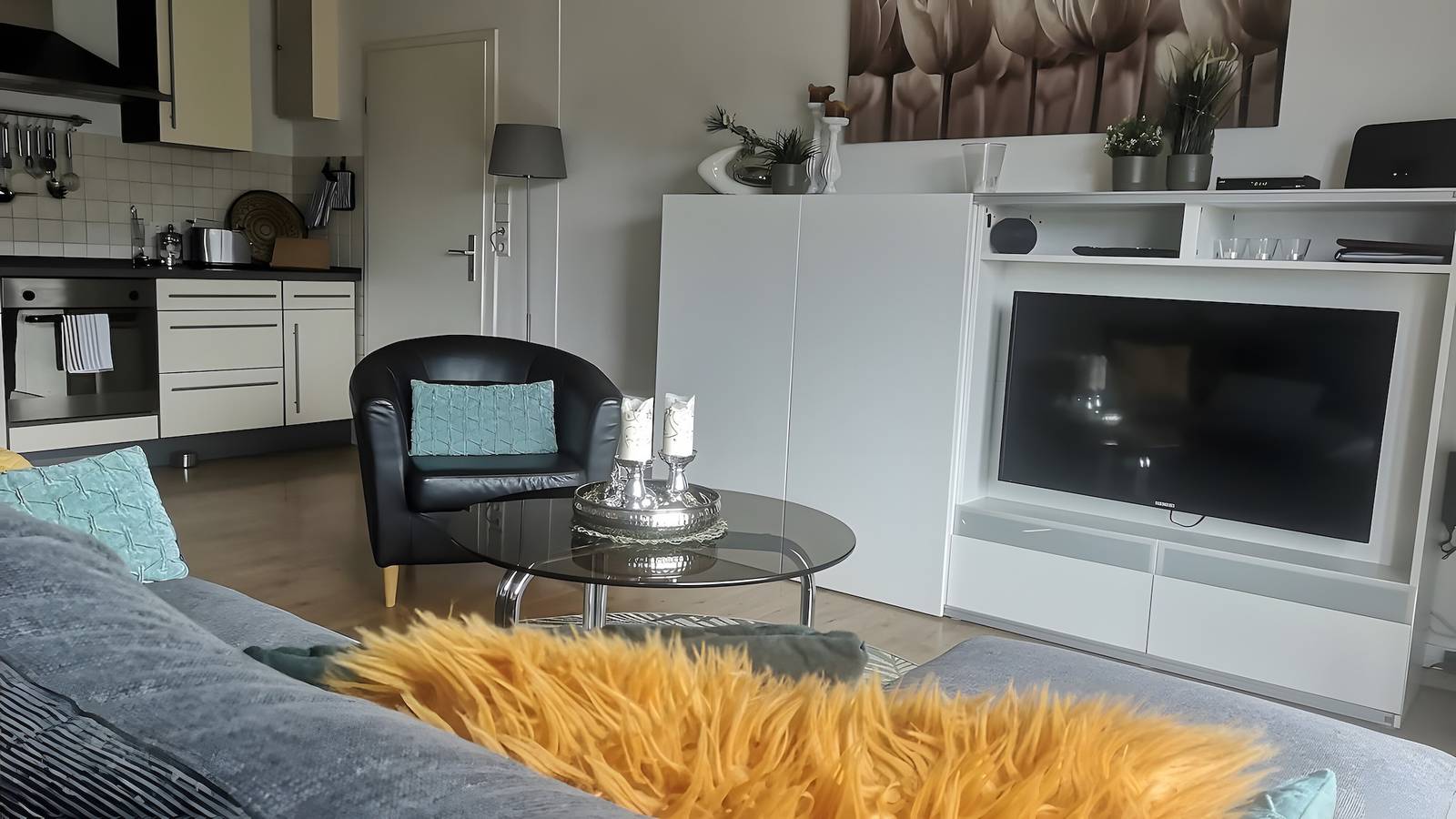 Ganze Wohnung, Diemelseeholiday romantische Fewo mit Balkon im Sauerland Nähe Willingen Winterberg in Diemelsee, die Mittelgebirge