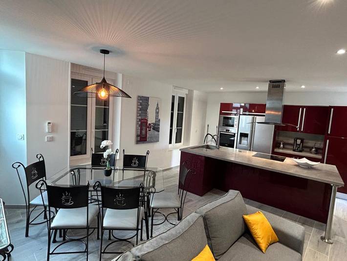 Location de vacances pour 9 personnes, avec vue et jardin à La Vernelle - 3