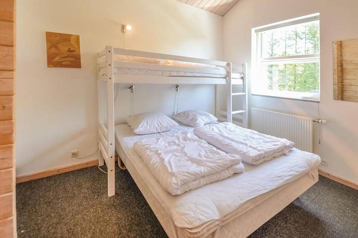 Ferienhaus für 16 Personen, mit Terrasse und Sauna in Hostrup Strand - 4
