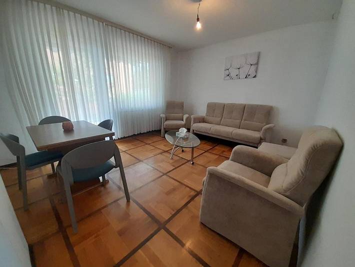 Gîte pour 4 personnes, avec terrasse et vue, animaux acceptés à Bad Wimpfen