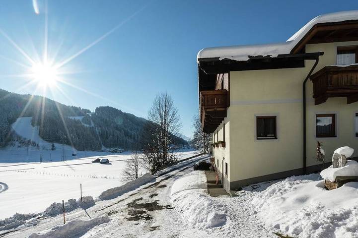 Ferienwohnung für 6 Personen, mit Balkon und Garten - 1