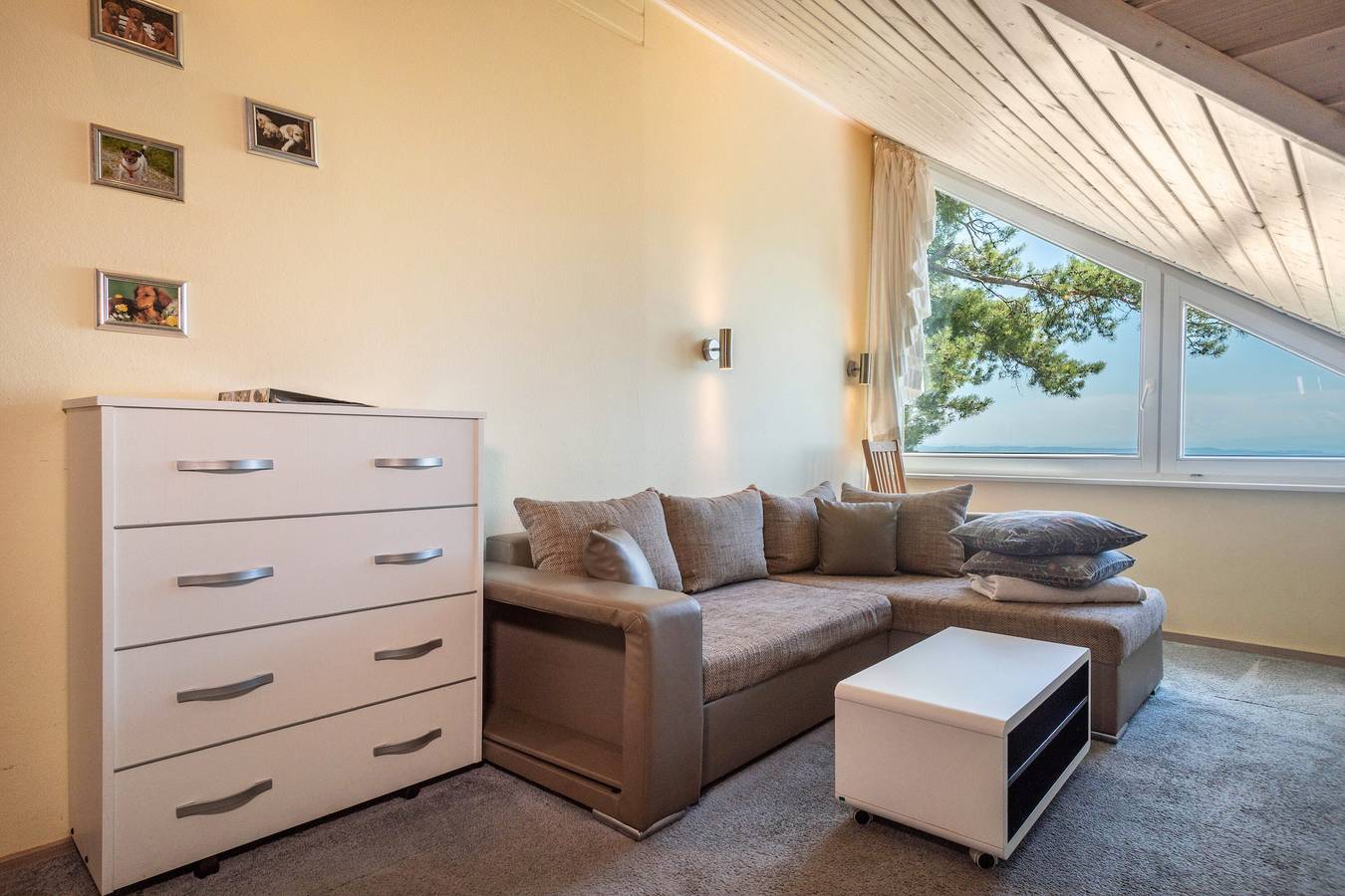 Ganze Wohnung, Ferienwohnung mit Seeblick, Balkon und Wi-Fi in Deggenhausertal, Bodenseekreis