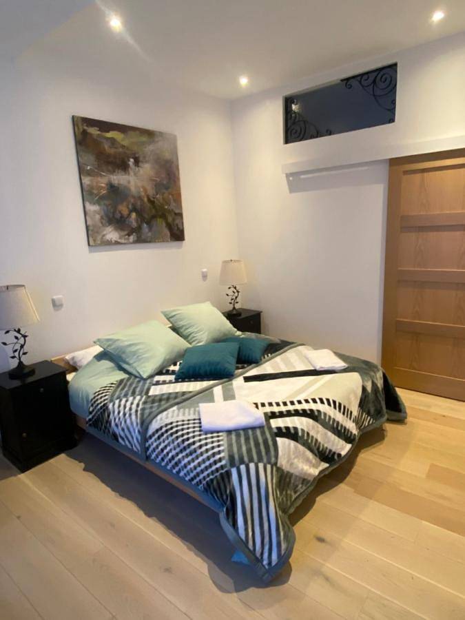 Chambre d’hôte pour 4 personnes, avec vue ainsi que jardin et terrasse à Villenauxe-la-Petite