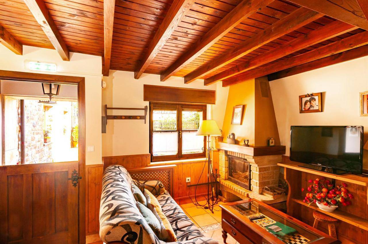 Four-Bedroom House in Cabrales, Parque Nacional de Los Picos de Europa