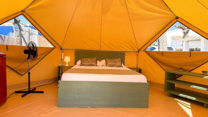 Gîte pour 2 personnes, avec piscine et jardin à Canet de Mar - 2