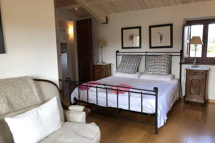 Restaurierter Bauernhof mit 4/5 Schlafzimmern, Pool, superschnelles WLAN, modernes Interieur in Ostra Vetere, Ancona Provinz
