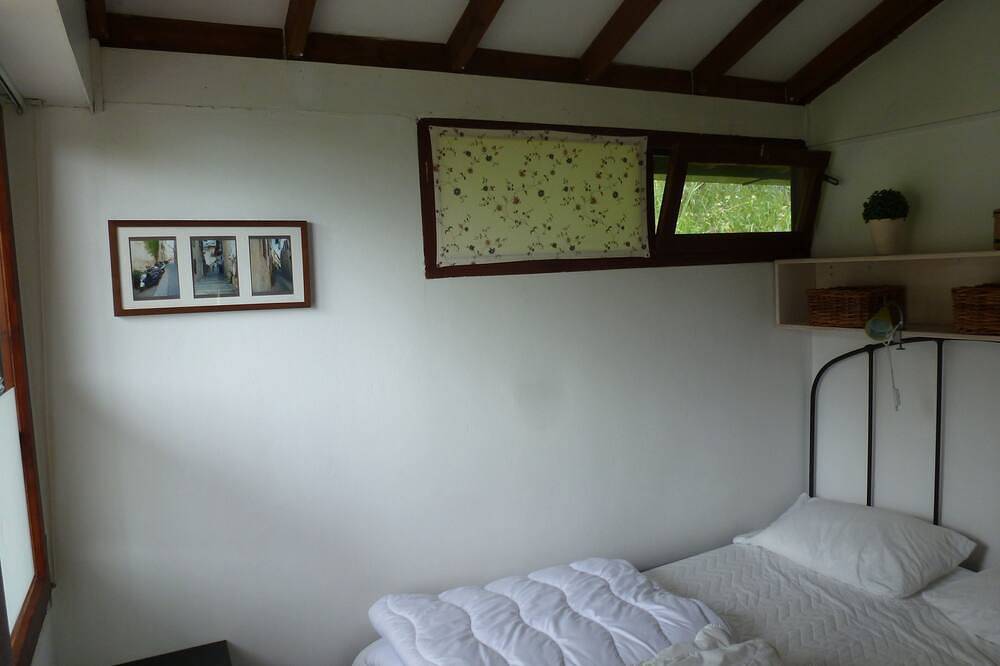 Freistehendes sonniges Ferienhaus mit See- und Bergblick, Pool, Pelletofen in Tignale, Gardasee-Berge