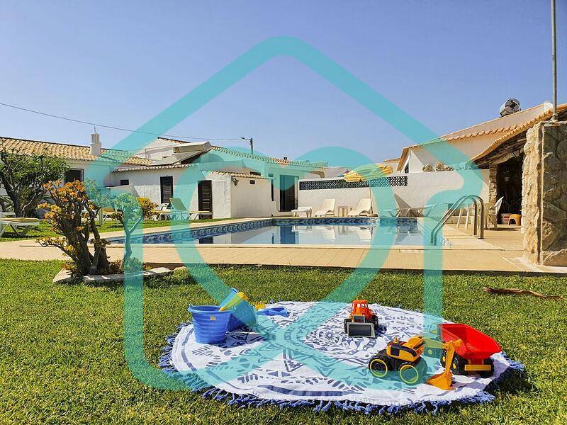 Entire holiday apartment, Apartment for 3 persons in Albufeira, Algarve (Western Algarve) in Albufeira, Faro District