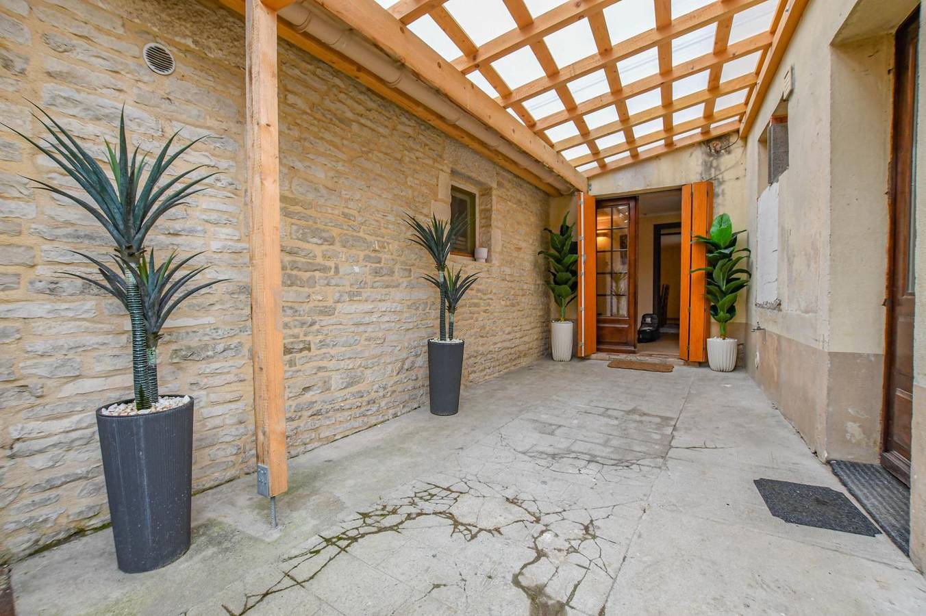 Gîte für 7 Personen mit Terrasse in Mussy-sur-Seine, Aube