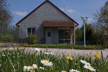 Cottage pour 5 personnes, avec jardin à Ladoix-Serrigny
