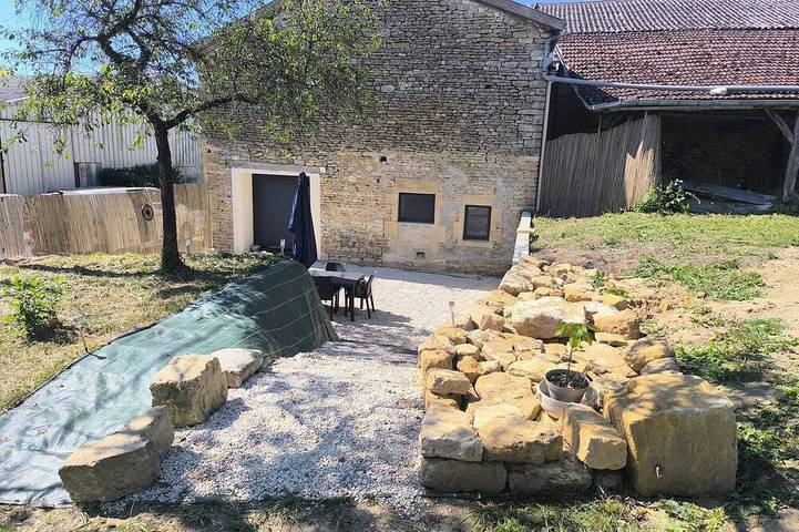 Location de vacances pour 6 personnes dans Harricourt