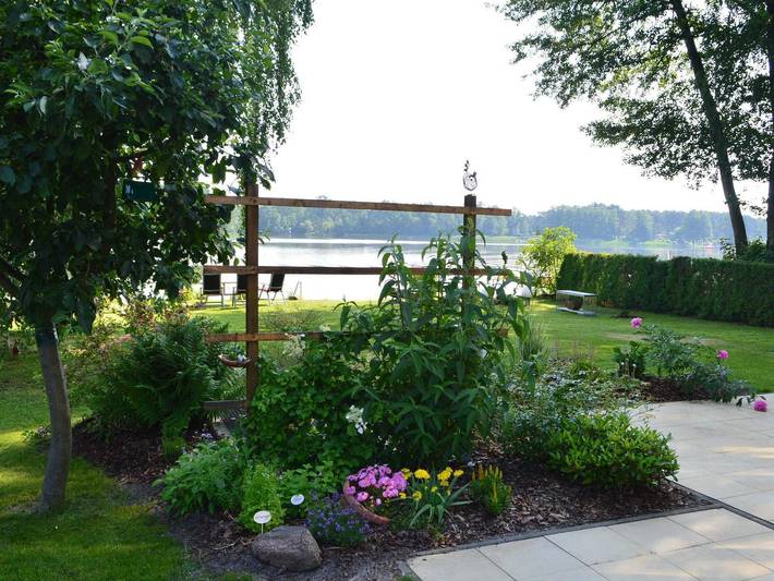 Hütte für 4 Personen, mit Garten und Seeblick sowie Ausblick, kinderfreundlich in Brandenburg - 3
