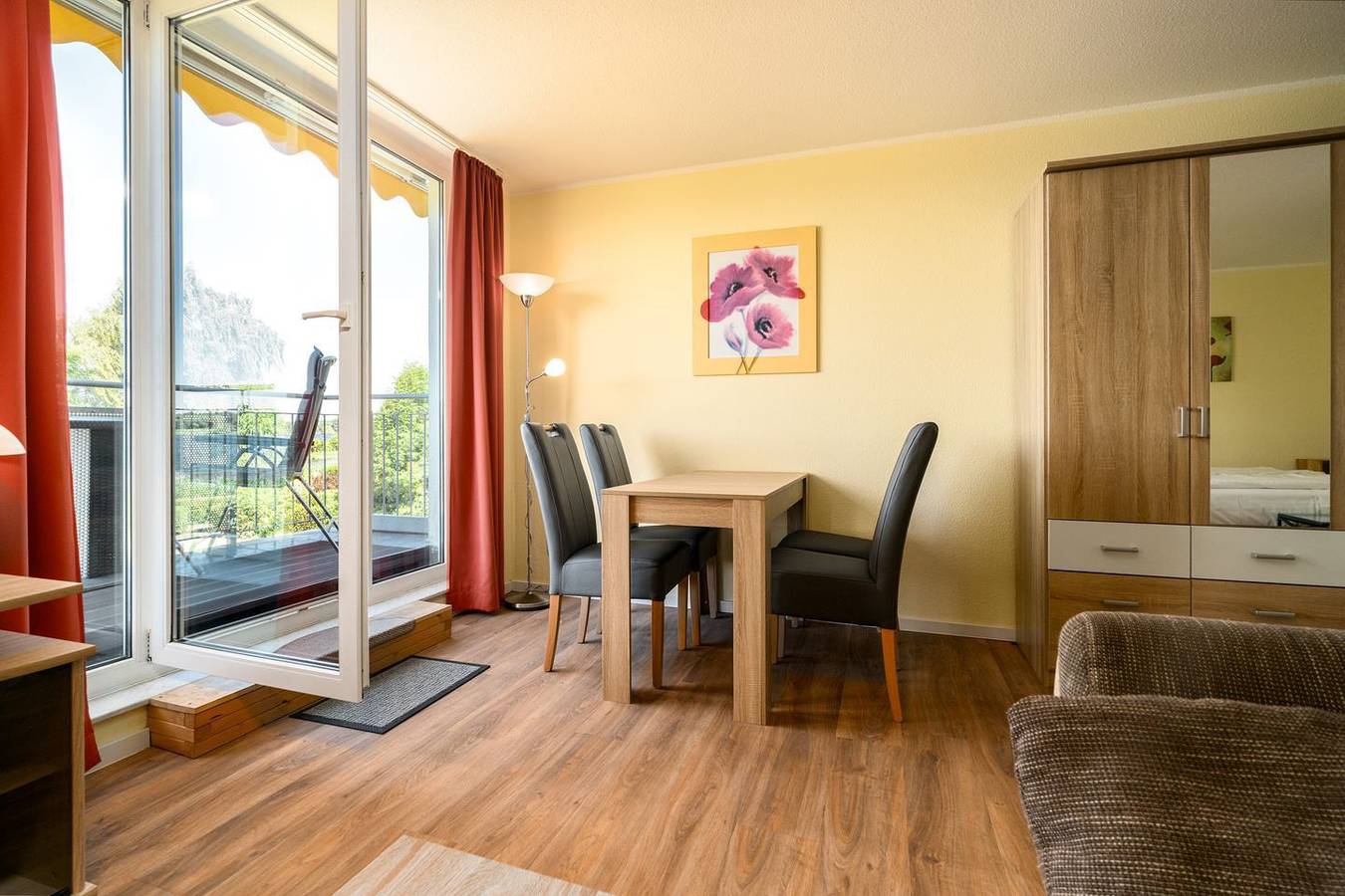 Ganze Wohnung, Ferienwohnung Seeadler – Müritzblick vom Balkon in Waren (Müritz), Müritz