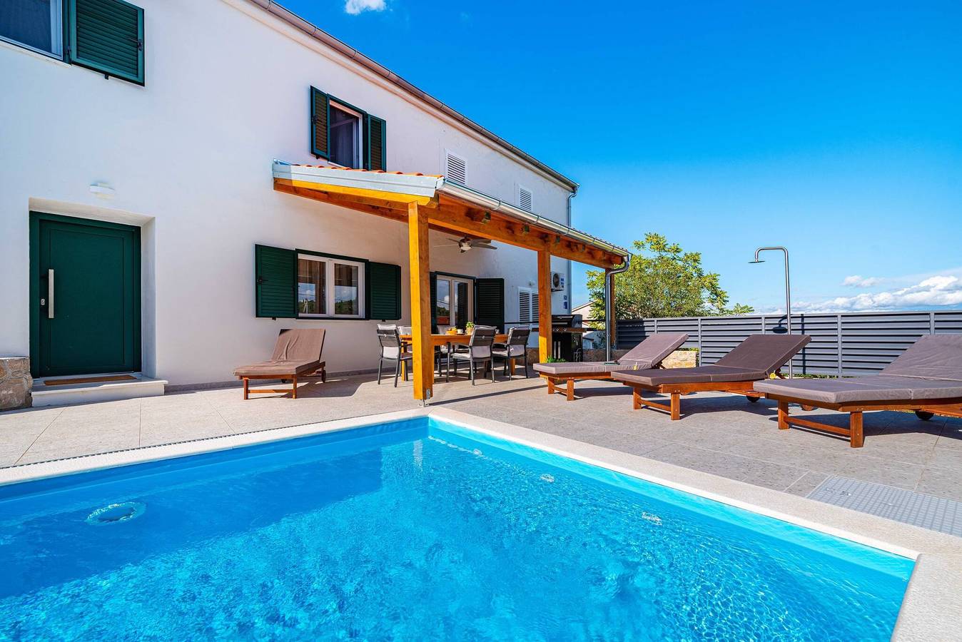 Sea view Villa Nana with private heated pool in Lukoran, Otok Ugljan