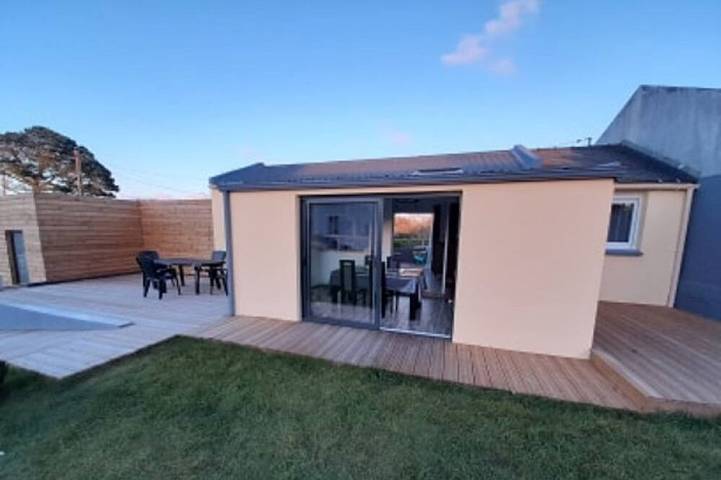 Location de vacances pour 4 personnes, avec Terrasse et Jardin dans Plage de Porspaul