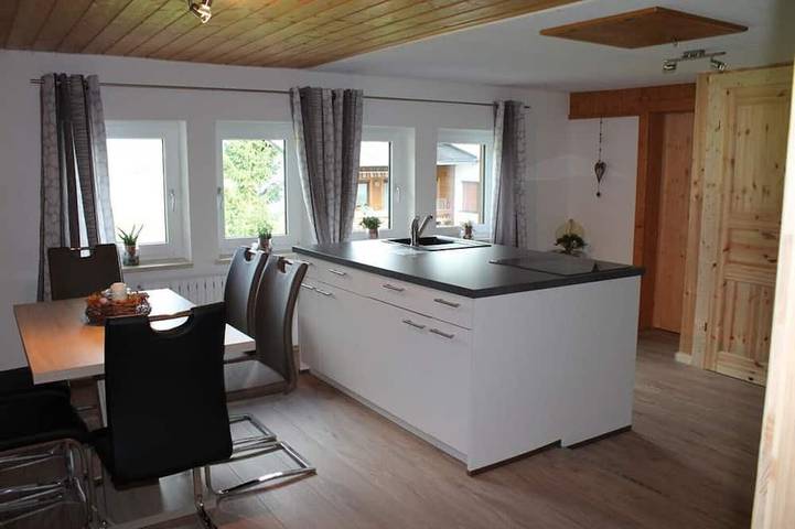 Hütte für 5 Personen, mit Garten und Terrasse im Lechtal
