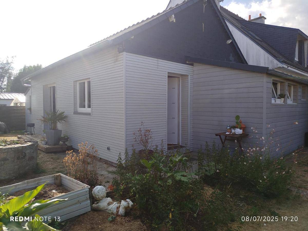 Two-Bedroom House in Vannes, Côte des Mégalithes