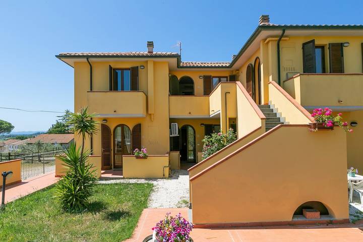 Geheel appartement, Appartement Monolocale Frantoio met Terras in Suvereto, Etruskische kust