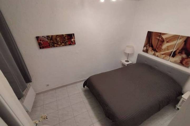 Location de vacances pour 4 personnes à Nans-les-Pins - 2