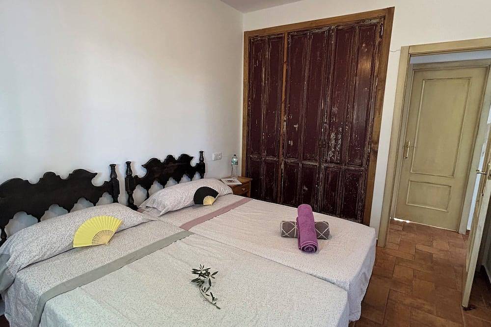 Cottages Alba in Arahal, Sevilla Province