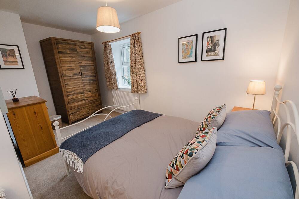 Ferienhaus-Hütte-Eigenes Badezimmer-Blick auf den Kanal-Swan Cottage in Westliches Yorkshire