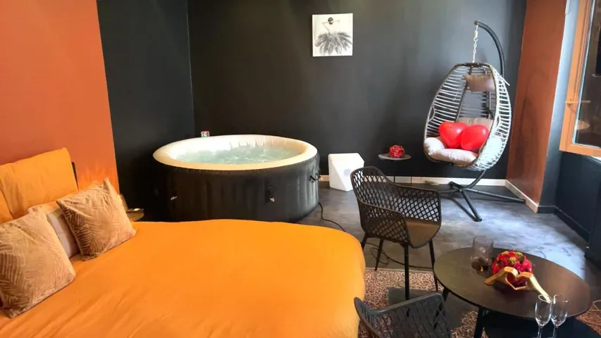 Hotel para 2 personas, con jacuzzi, Se admiten mascotas - 1