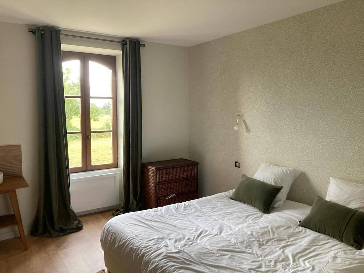 Maison rénovée - Parc National Régional de la Brenne in Chalais (Indre), Région de Le Blanc