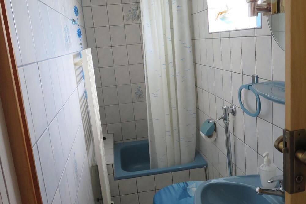 Ganze Wohnung, Sunny Hill - Appartement/Fewo, Bad, Wc in Oberthal, Saar-Nahe-Bergland